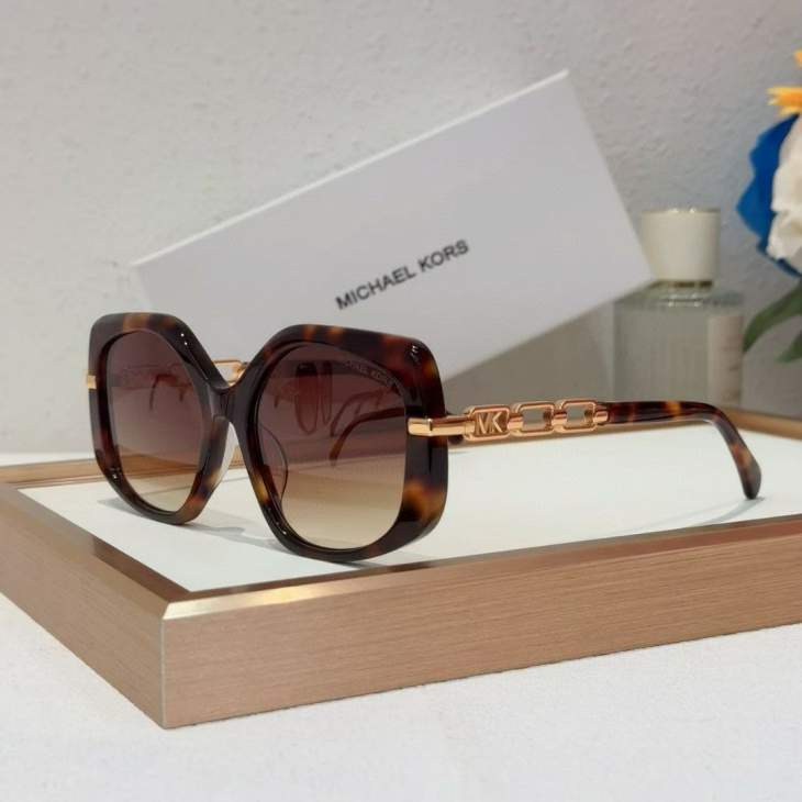 Picture of Michael Kors Sunglasses _SKUfw71187495fw